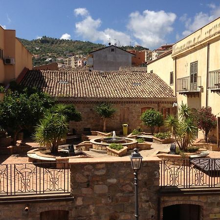 I Colori Dell'Arcobaleno Bed & Breakfast ซานโต สเตฟาโน ดี กามาสตรา ภายนอก รูปภาพ