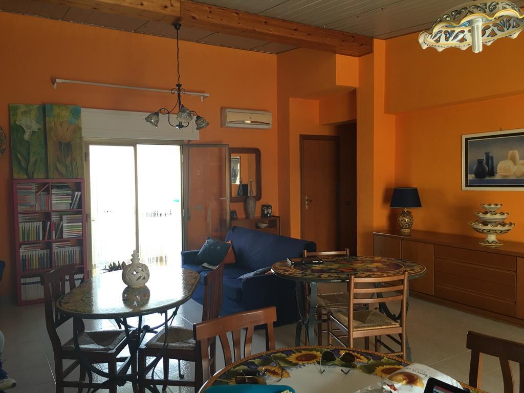 I Colori Dell'Arcobaleno Bed & Breakfast ซานโต สเตฟาโน ดี กามาสตรา ภายนอก รูปภาพ