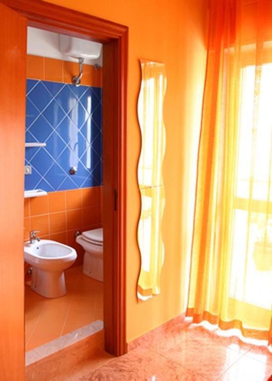 I Colori Dell'Arcobaleno Bed & Breakfast ซานโต สเตฟาโน ดี กามาสตรา ภายนอก รูปภาพ